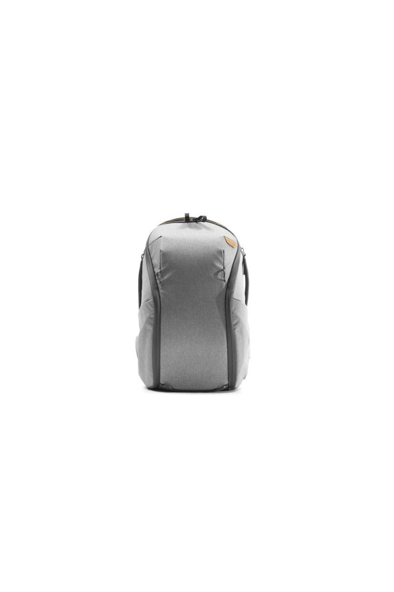https://shop.vertxglobal.com/wp-content/uploads/2024/12/Everyday-Backpack-15L-Zip-ASH.jpg