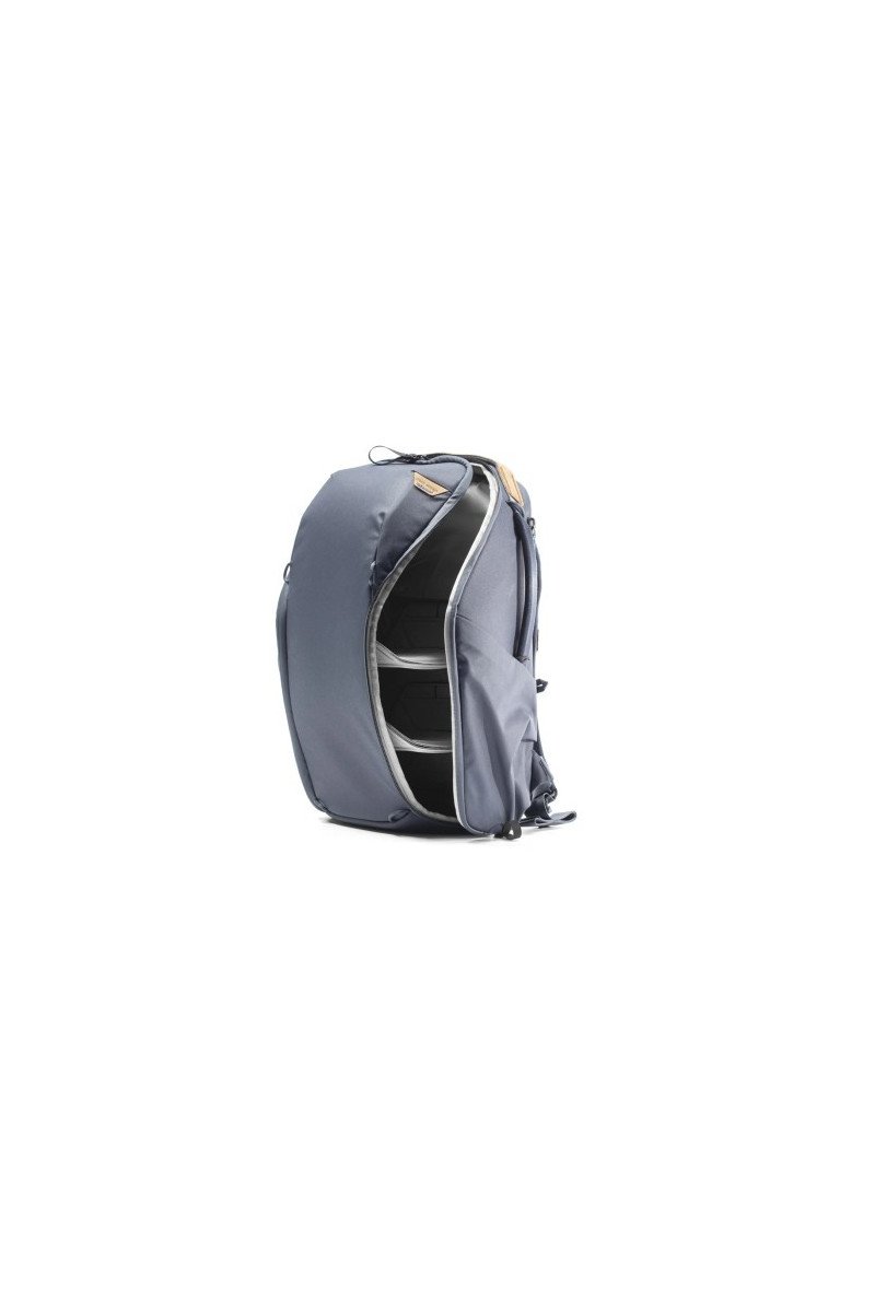 https://shop.vertxglobal.com/wp-content/uploads/2024/12/Everyday-Backpack-15L-Zip-MIDNIGHT.jpg
